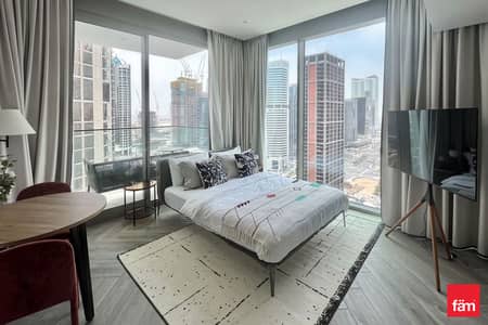 Studio for Rent in Business Bay, Dubai - Canal View | Fully Furnished | Ready to Move