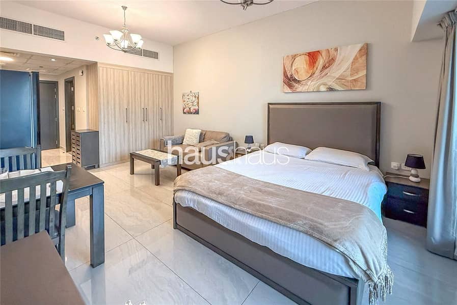 Canal View | High Floor | Vacant Canal View | High Floor | Vacant