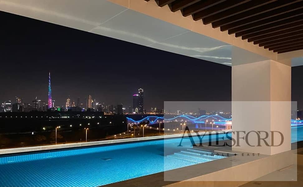 11 Swimming pool. jpg