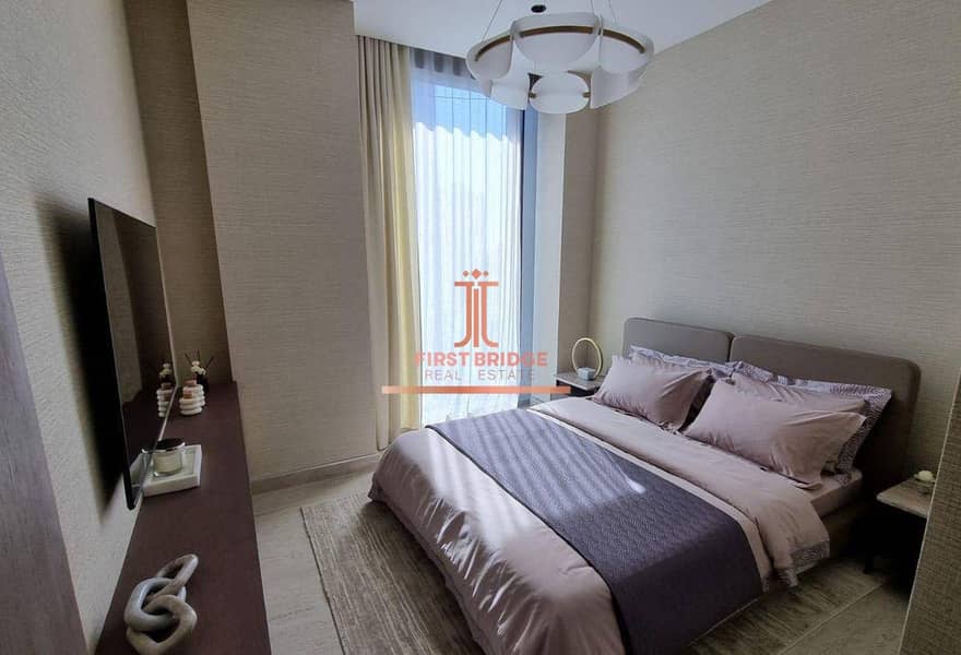SPACIOUS LAYOUT | HIGH FLOOR | PRIME LOCATION - Image 2