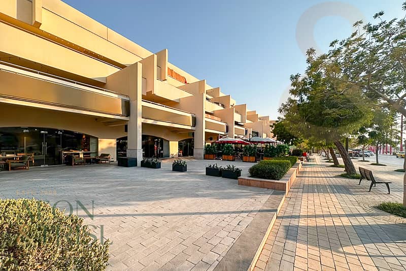 Main Road Excellent Location Resale High ROI Main Road Excellent Location Resale High ROI