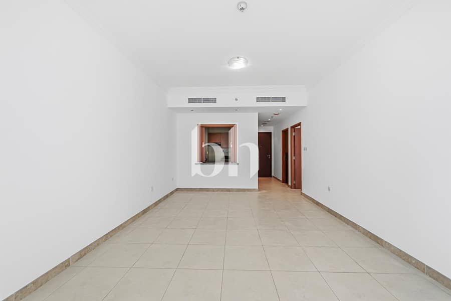 3 images image img