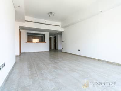 2 habitaciones Apartamento para en Alquiler en Palm Jumeirah, Dubai - Apartamento en Palm Jumeirah,Marina Residences,Marina Residences 6, 2 dormitorios, 178000 AED - 15757758 2 habitaciones Apartamento para en Alquiler en Palm Jumeirah, Dubai - Apartamento en Palm Jumeirah,Marina Residences,Marina Residences 6, 2 dormitorios, 178000 AED - 15757758