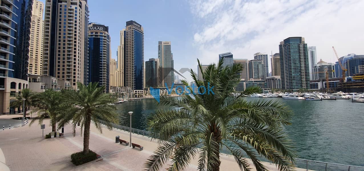 位于迪拜码头，中心大厦 3 卧室的联排别墅 4000000 AED - 4487253