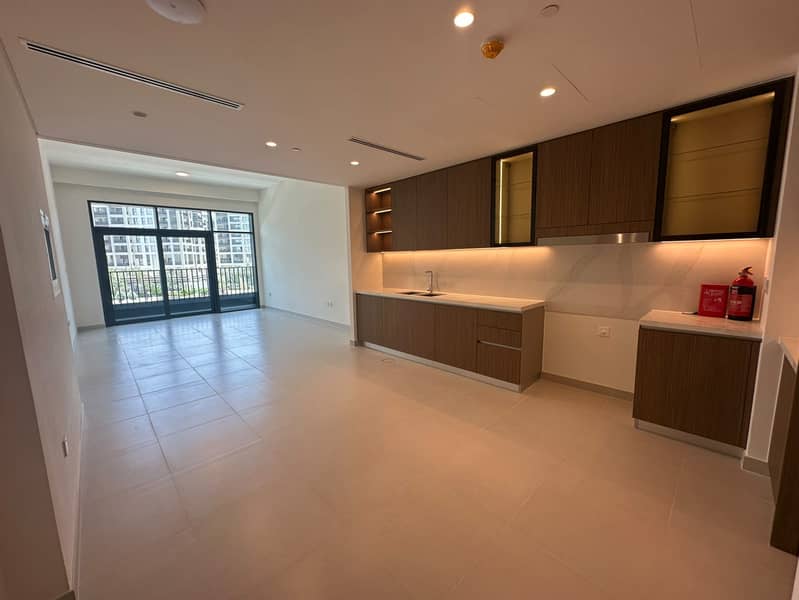 5 PRN5-TH-Living-1. jpg