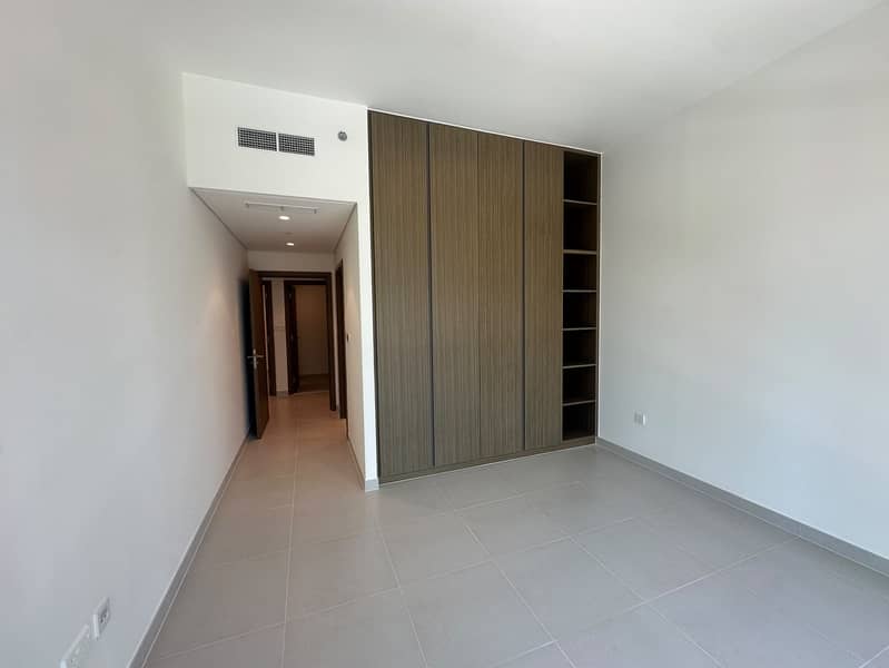 15 PRN14-TH-Bed2-3. jpg