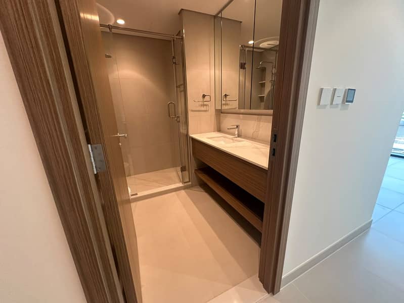 26 PRN25-TH-Bath. jpg