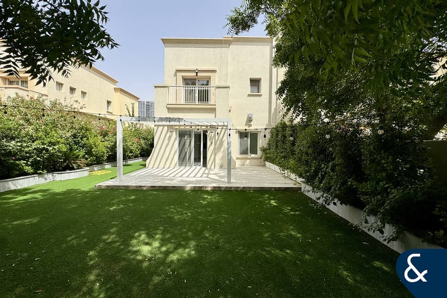 Close to Pool and Park | Upgraded | Type 3E Close to Pool and Park | Upgraded | Type 3E