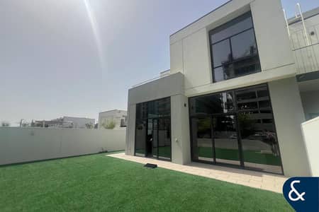 4 habitaciones Villa para en Alquiler en Al Furjan, Dubai - Villa en Al Furjan,Murooj Al Furjan, 4 dormitorios, 250000 AED - 15761801 4 habitaciones Villa para en Alquiler en Al Furjan, Dubai - Villa en Al Furjan,Murooj Al Furjan, 4 dormitorios, 250000 AED - 15761801