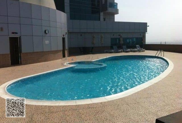 2 swimming pool. jpg