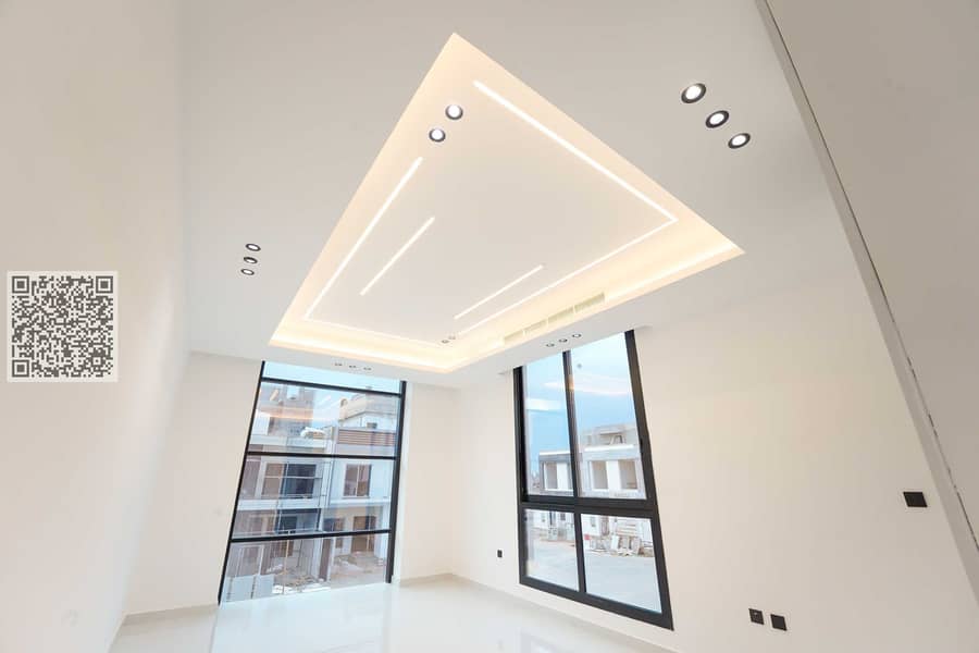 27 SKY01009. jpg