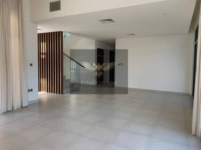 Corner Villa in a Prestigious New Community Corner Villa in a Prestigious New Community