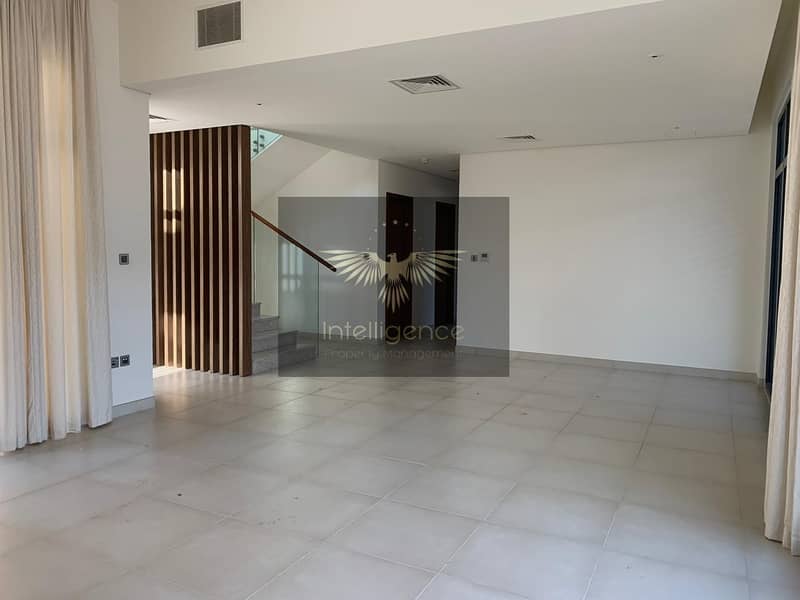 Corner Villa in a Prestigious New Community Corner Villa in a Prestigious New Community