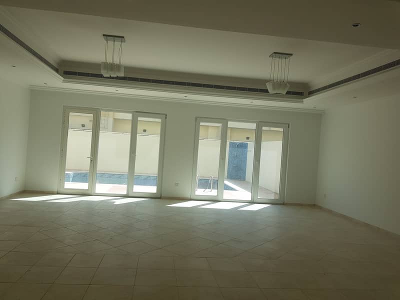 Limited Offer_Spacious 4 BHK Villa With Private Pool For Rent In Al Barsha 1