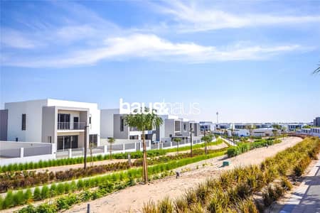 Best located 5 bed on the market | Backing pool Best located 5 bed on the market | Backing pool
