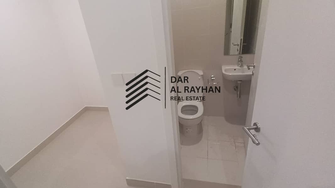 8 159290. jpg