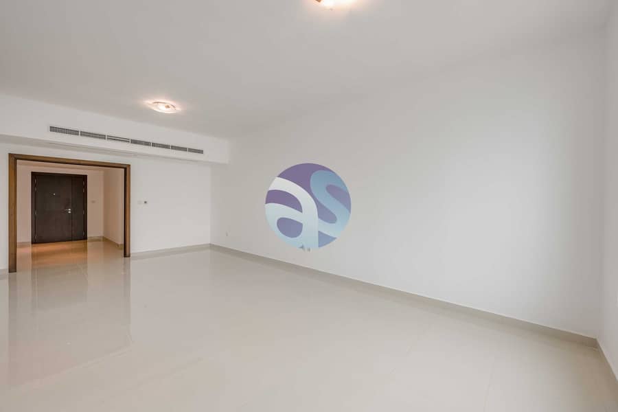 12 Livingroom 4. jpg