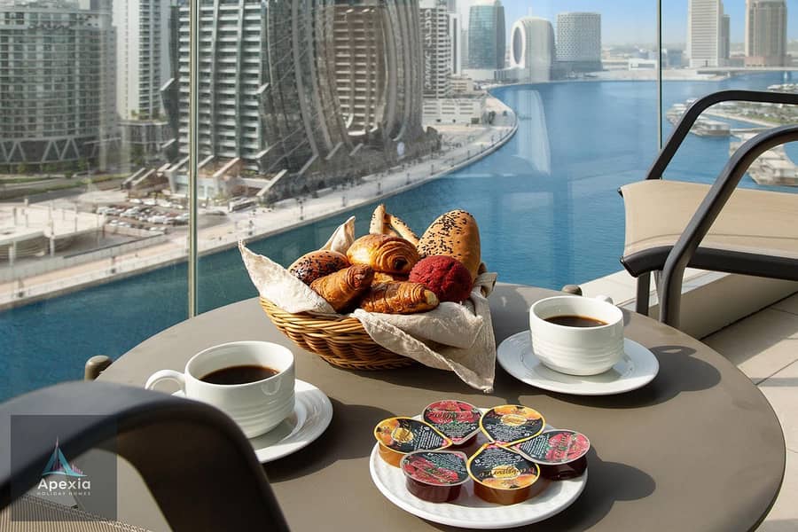 8 Hotel-apartment-with-dubai-canal-view-2. jpg