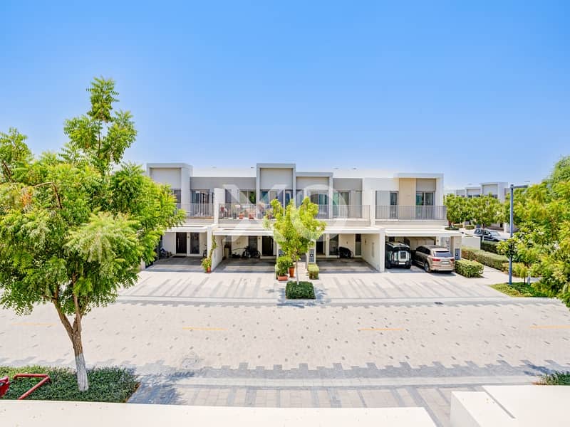 Single Row| Landscaped |Close to Amenities Single Row| Landscaped |Close to Amenities