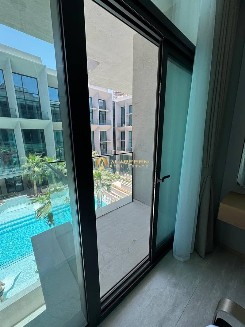 6 9b8a32e2-63c1-4800-8142-975afd62d639. jpg