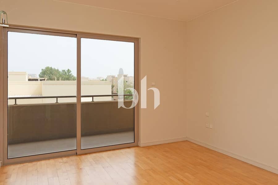 8 Room 3 Jpg