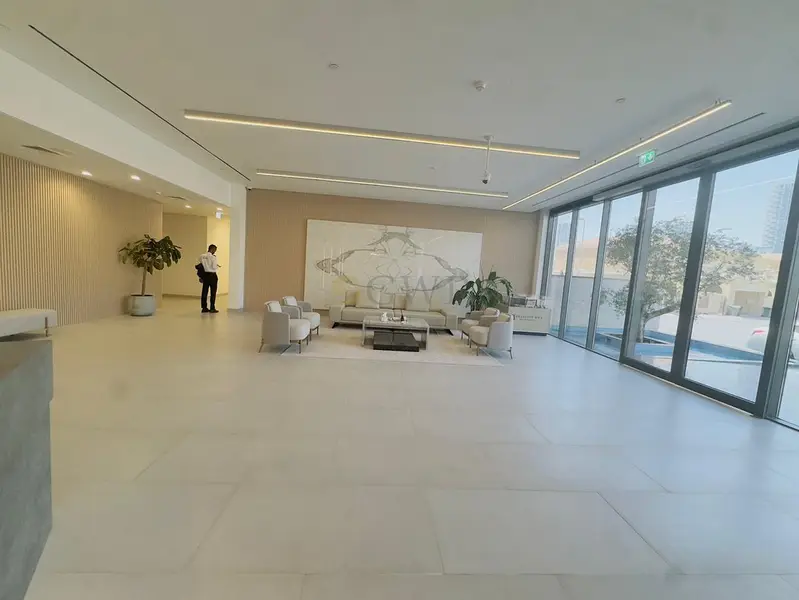 Modern and Warm | Sunny and Bright | Vacant