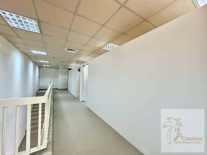 9 HALLWAY 2. jpeg