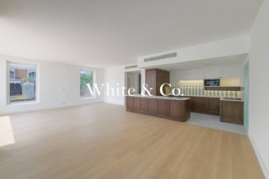 4 Bedrooms | Fully Upgraded | Corner Plot 4 Bedrooms | Fully Upgraded | Corner Plot
