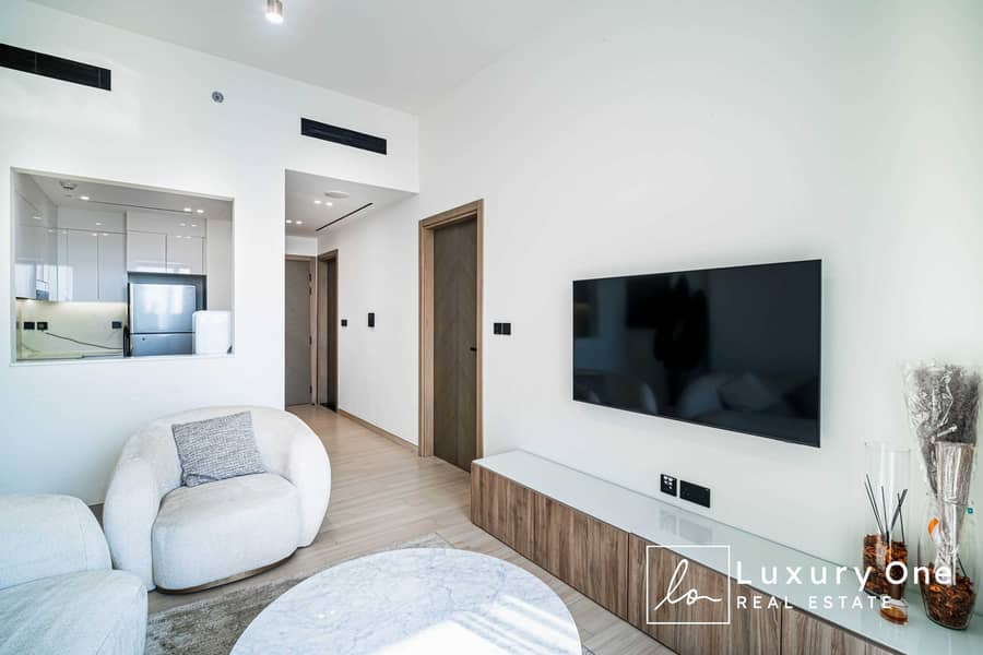 4 Binghatti 1302-4. jpg