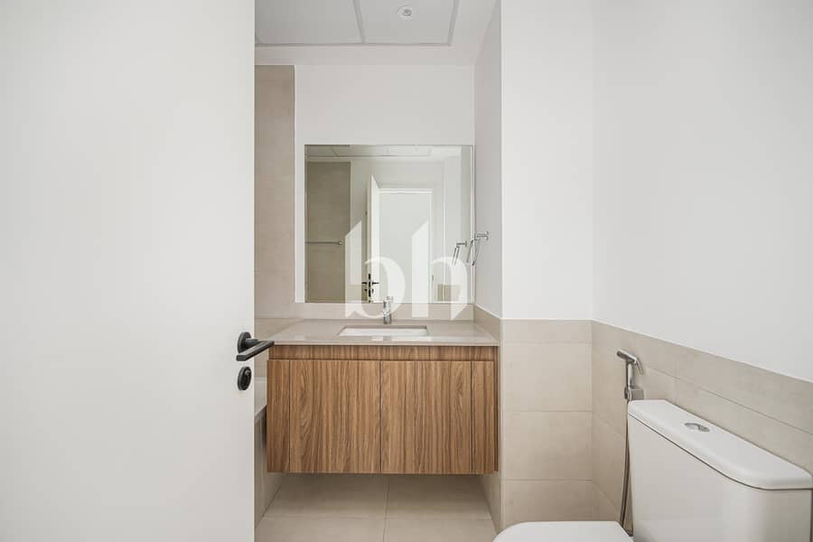 23 images image img