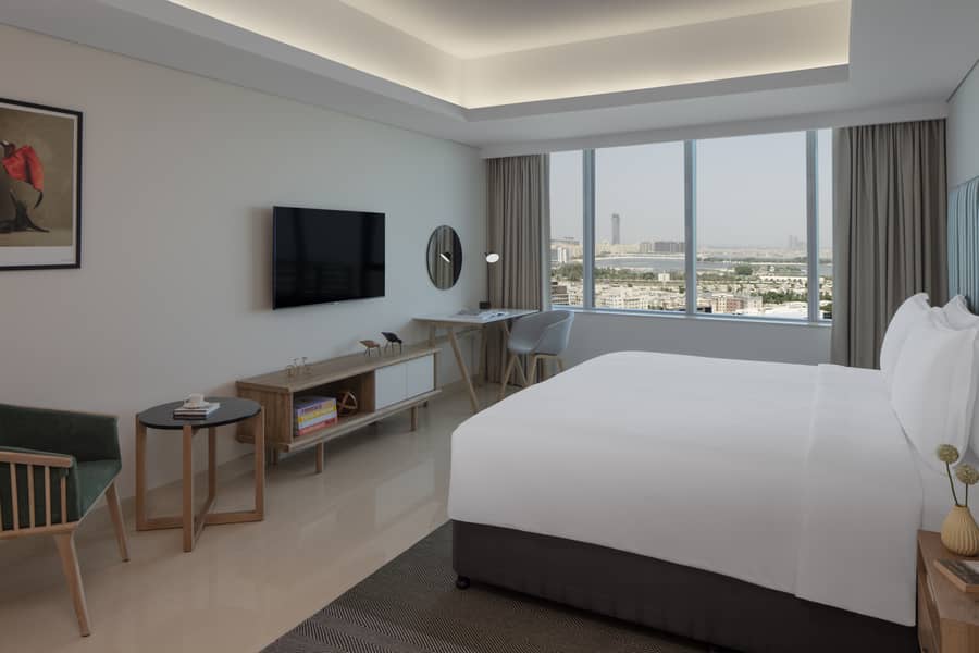 6 1BR SV Bedroom Kingsize. jpg