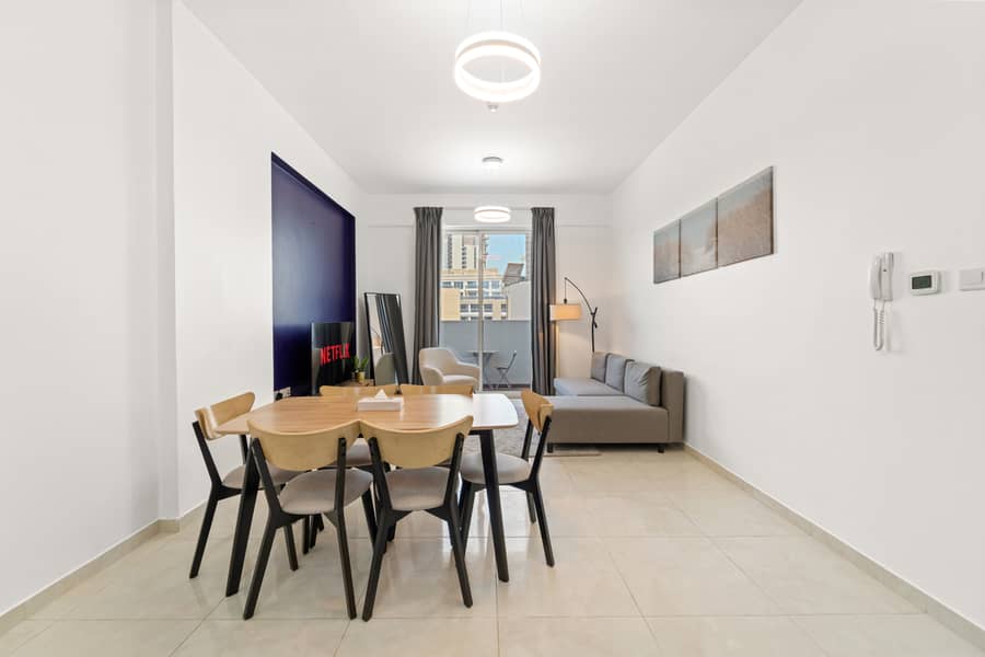 5 05-Dining-Area. jpg