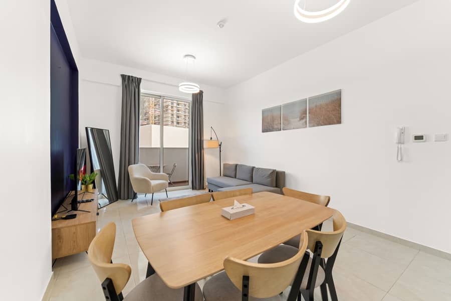 6 06-Dining-Area. jpg