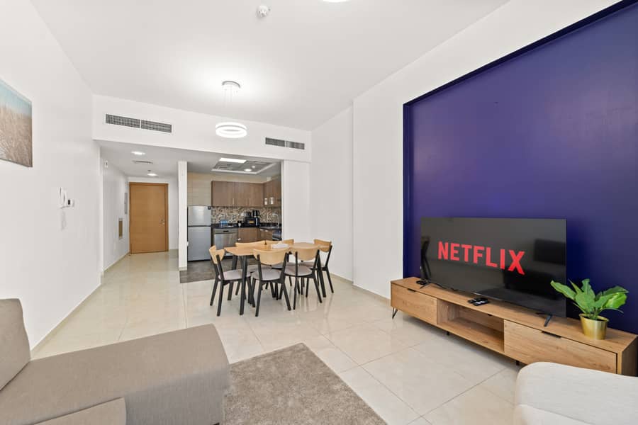 8 08-Living-Room. jpg