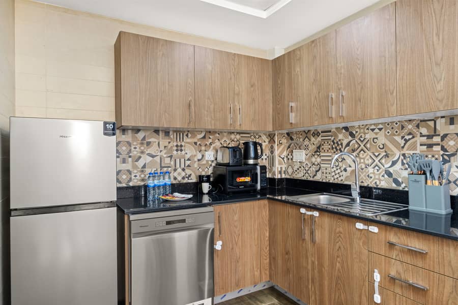 11 11-Kitchen. jpg