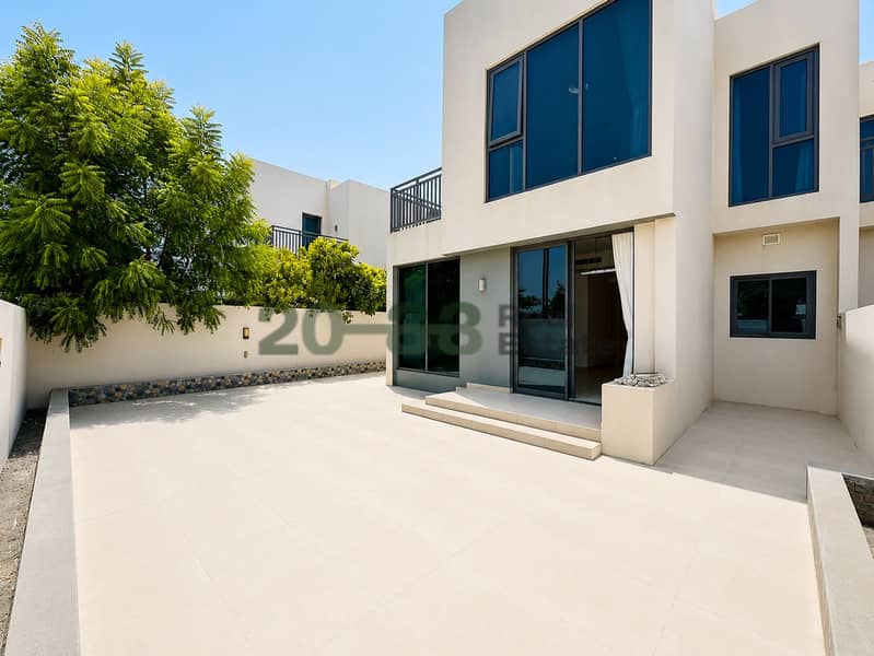4 Photo15. jpg