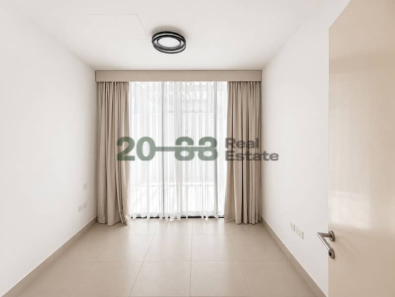 6 Photo7. jpg