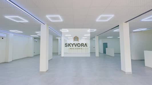 Warehouse for Rent in Al Quoz, Dubai - Prime Main Road Showroom & Warehouse | Fully Renovated | Al Quoz 3