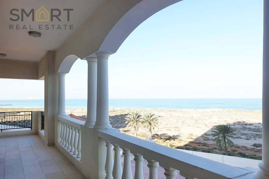 Wonderful Huge Apartment Facing the Sea | For Sale