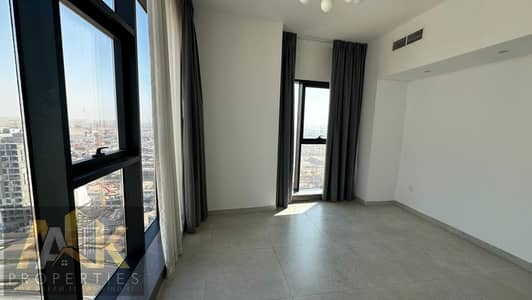 Appartement de 3 chambres à à louer à Dubai Land Residence Complex (DLRC), Dubai - 1001177498. jpg