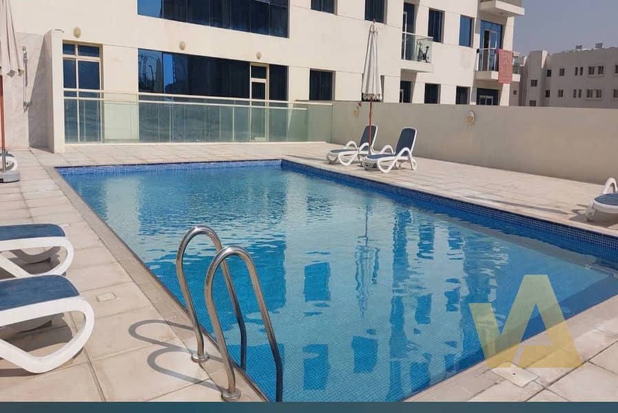 10 pool. jpeg