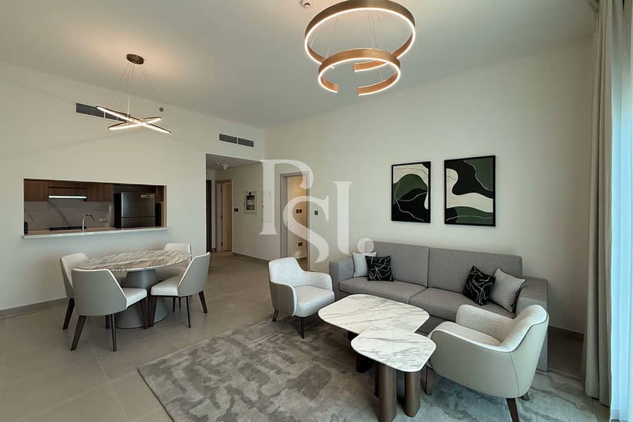 3 505717-AP195761-Yas-Golf-Collection-Views-Apt-2BR-Yas-Island-Abu-Dhabi-UAE-003. jpg