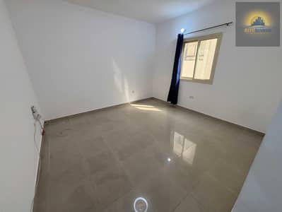 Studio for Rent in Al Khalidiyah, Abu Dhabi - IMG_2968. jpg Studio for Rent in Al Khalidiyah, Abu Dhabi - IMG_2968. jpg