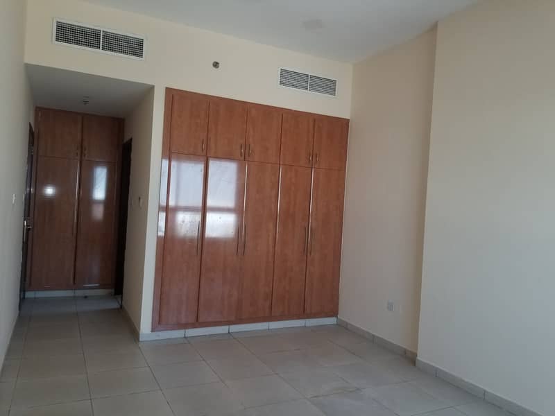Квартира в Аль Кусаис, 2 cпальни, 60000 AED - 4488268