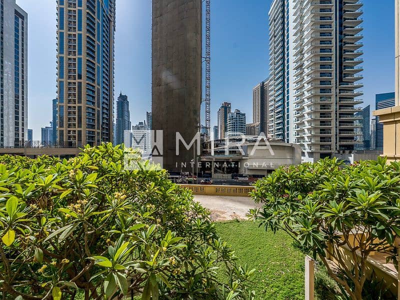30 MJG00225-HDR