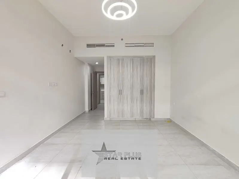 ALMOST BRAND NEW SPACIOUS & LUXURIOUS 2 + MAID OR STORE ROOM WITH CLOSED KITCHEN,LAUNDARY ROOM AND PARKING.