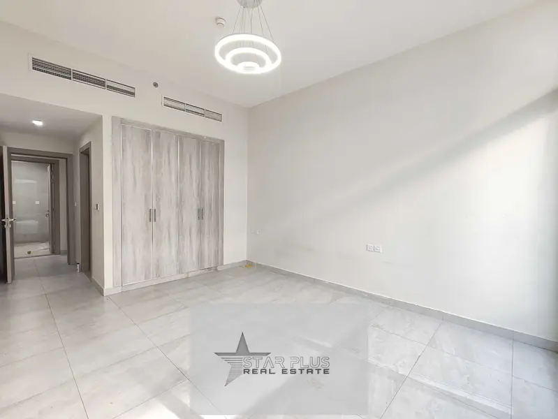 ALMOST BRAND NEW SPACIOUS & LUXURIOUS 2 + MAID OR STORE ROOM WITH CLOSED KITCHEN,LAUNDARY ROOM AND PARKING.