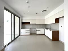 VACANT | SINGLE ROW | CLOSE TO ENTRY