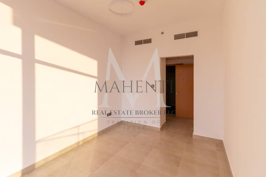 4 2 Bed Room for Rent Elysee Pantheon 4. jpeg