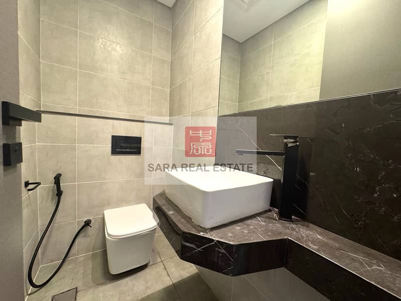 9 Guest Toilet. jpeg
